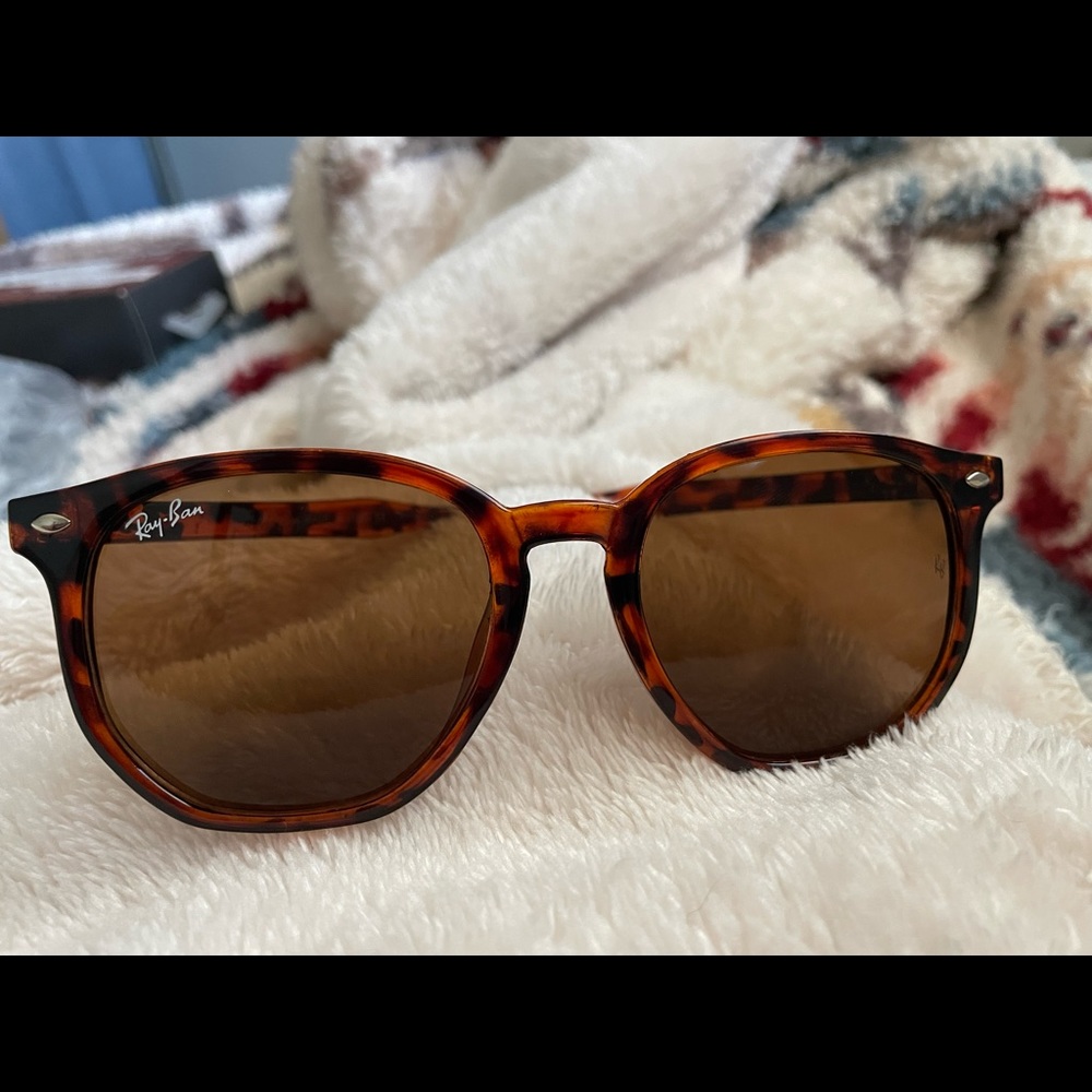 Ray bans
